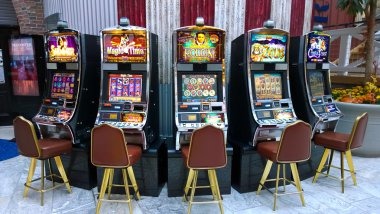 kapal 303 slot Explore Live Roulette Salon Tables